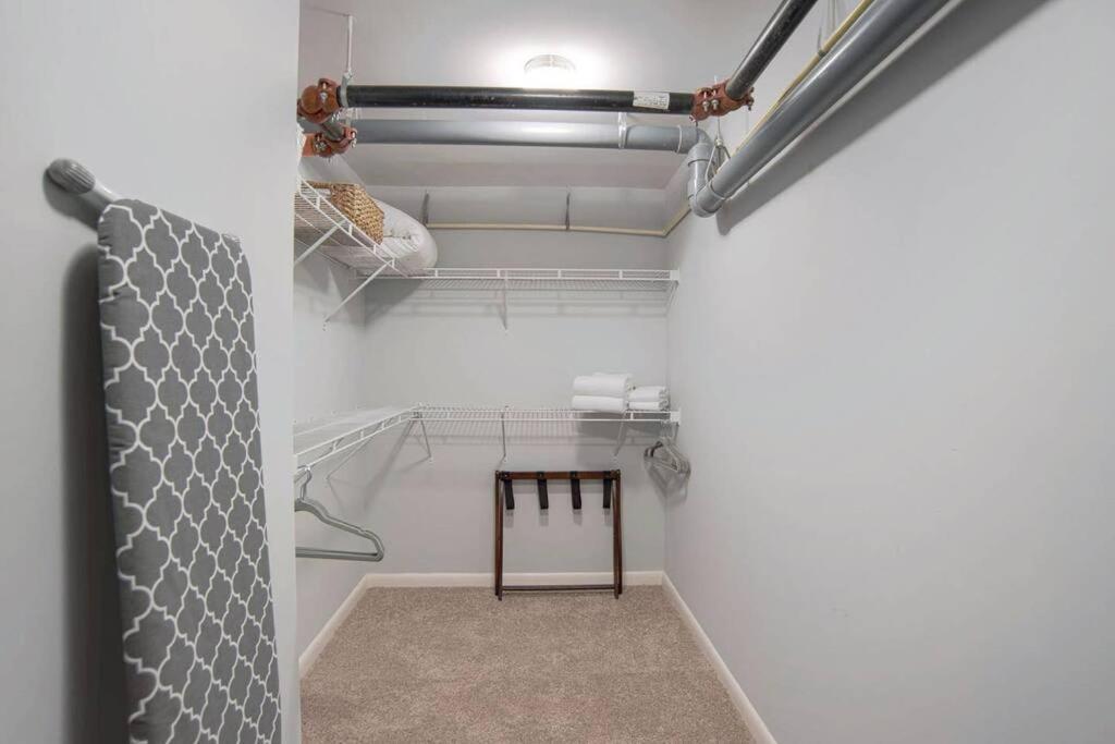 Cozysuites L 1Br, Monument Circle, Indy Індіанаполіс Екстер'єр фото