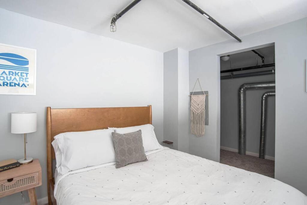 Cozysuites L 1Br, Monument Circle, Indy Індіанаполіс Екстер'єр фото
